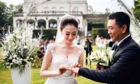 50岁李小冉现状曝光放低身段打工还债豪门梦破碎！如今丈夫成被执行人？